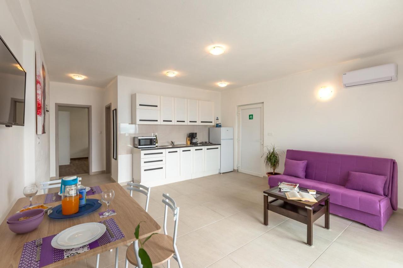 Apartments Eol เบรลา ภายนอก รูปภาพ
