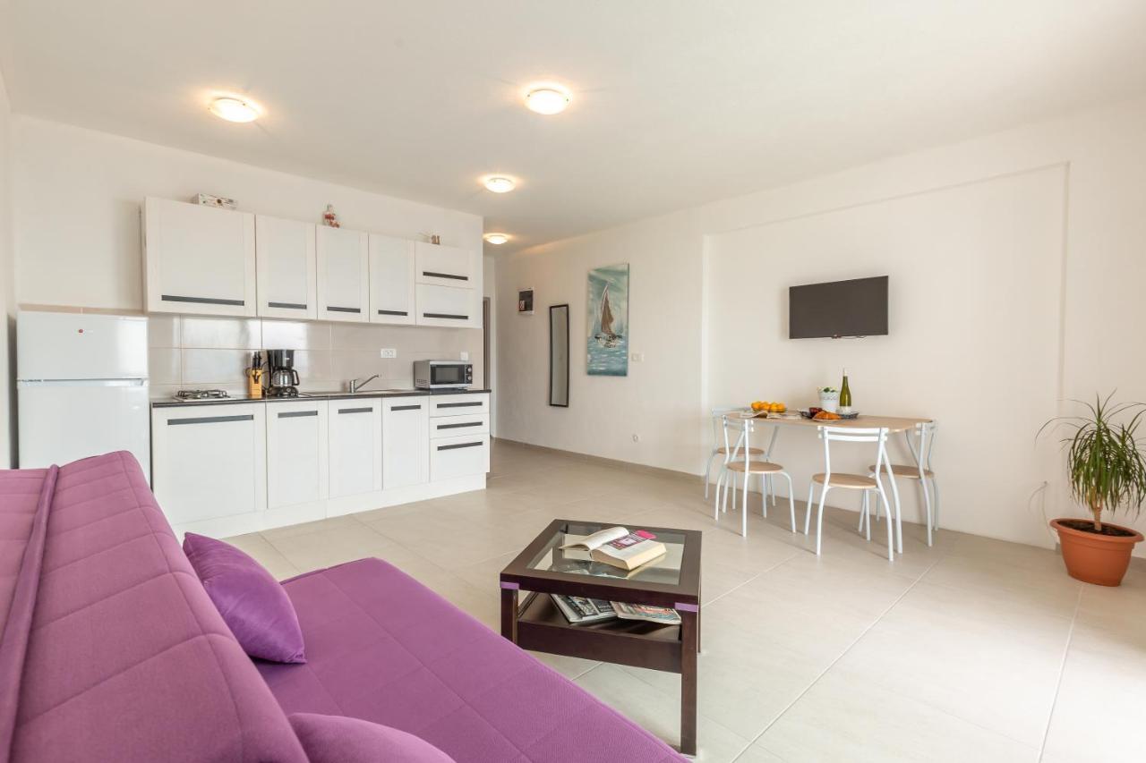 Apartments Eol เบรลา ภายนอก รูปภาพ
